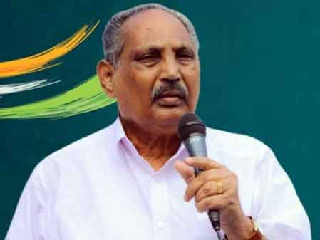 Turmoil in Cong in Priyanka Gandhi's Wayanad, district chief resigns